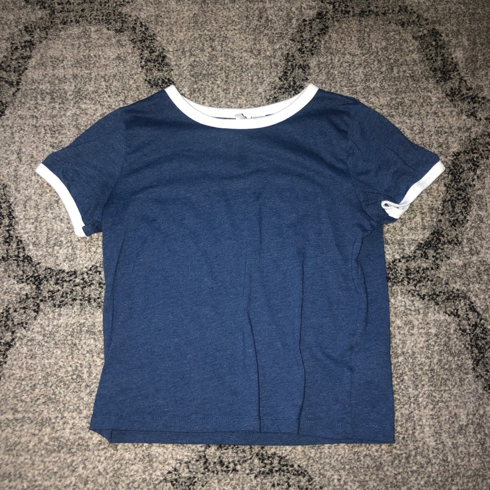 Cropped shirt